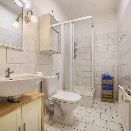 Lichtdurchflutete Ferienwohnung In Buchholz Am Mueritzsee