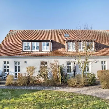 Lichtdurchflutete Ferienwohnung In Buchholz Am Mueritzsee